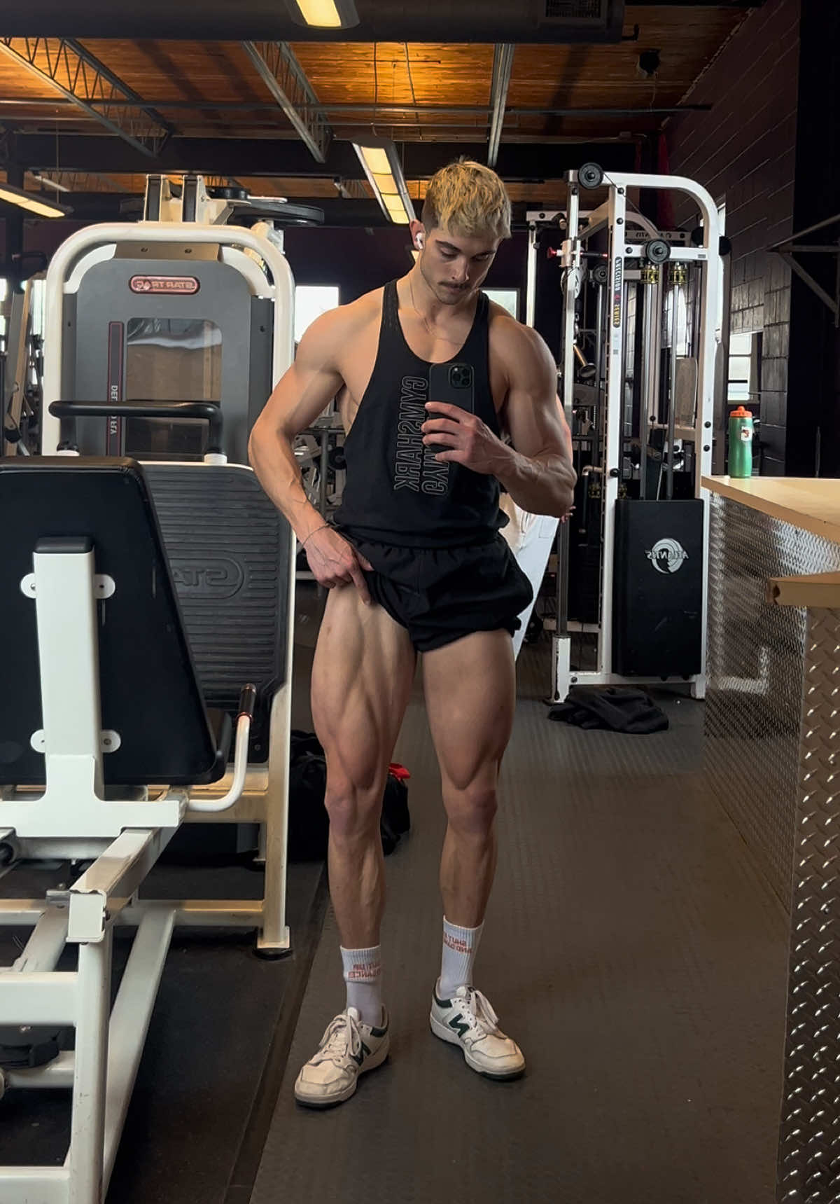 Legs feeling majestic sitting at 5 weeksout from @stephanieworsfoldclassic 💪😮‍💨 Show day coming quicker than expected and I couldn't be more excited🤩 #gym #gymmotivation #gymreels #bodybuilding #5weeksout #stephanieworsfoldclassic #legs #fyp #foryo #foryoupage #dialedin #grind #starving #needfood #onepercentbettereveryday 