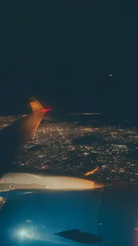 Missing this night🥹💙 #airblue #airblue✈ #airbluecrew #airblue🇵🇰 #eidnight #mooninthesky #moonlight #karachi #airblueflight 