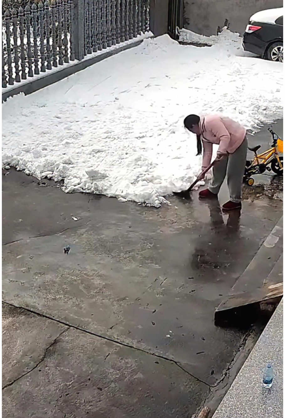 Falling snow long version#satisfying #fyp #asmr #snow #oddlysatisfying 