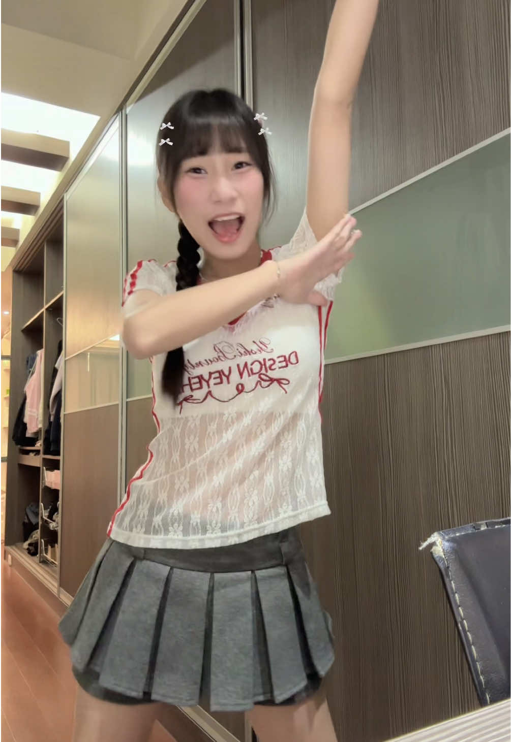 什麼都不會 從頭到尾只會👋🏽✌🏽#fyp #國二 #fyp 
