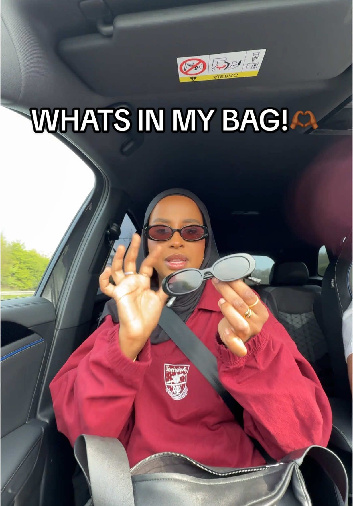 What’s in my bag🤪 