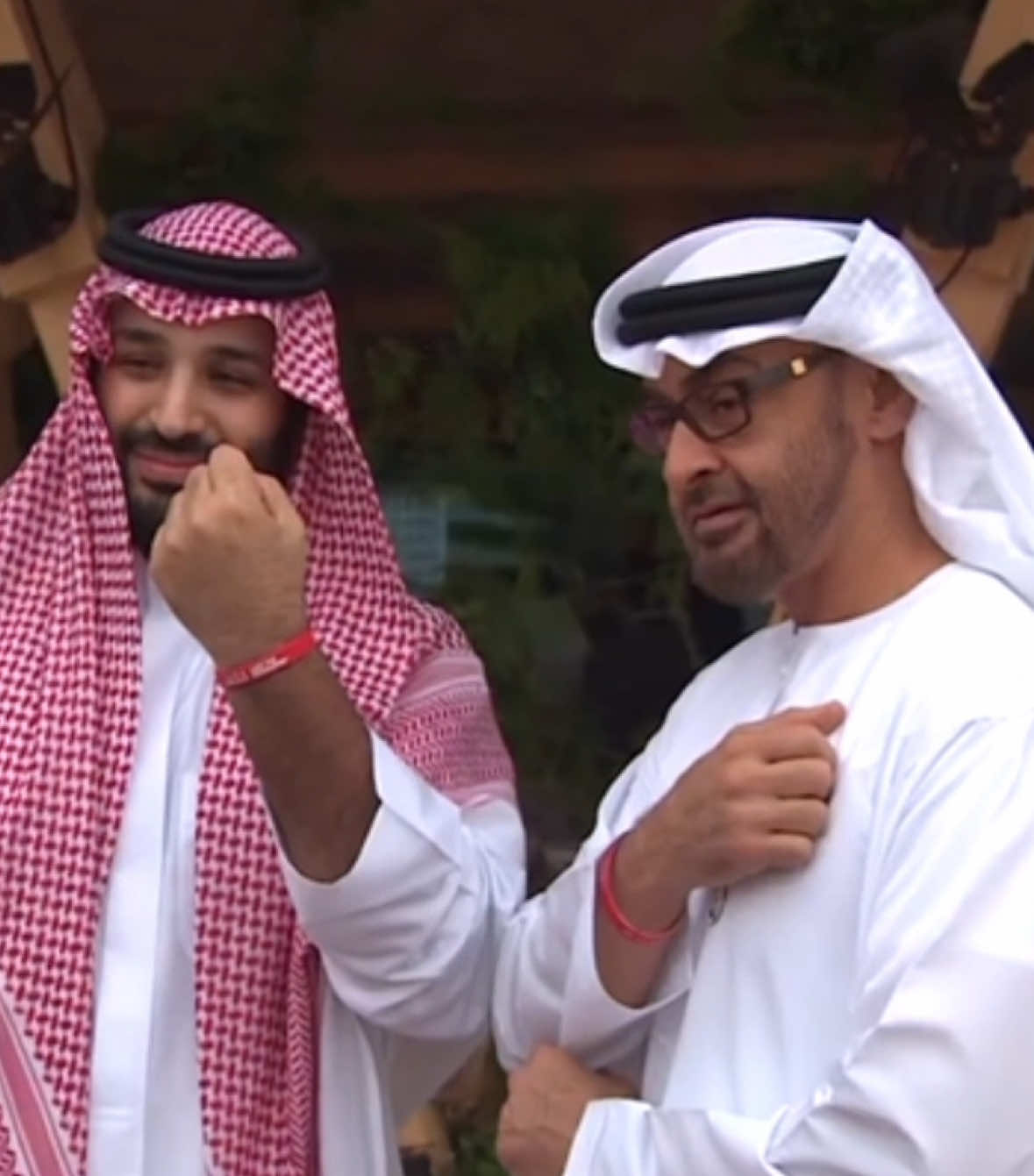 مستحيــــل يتغيـــر ❣️                                                         #mohdbinzayed & #mohdbinsalman 
