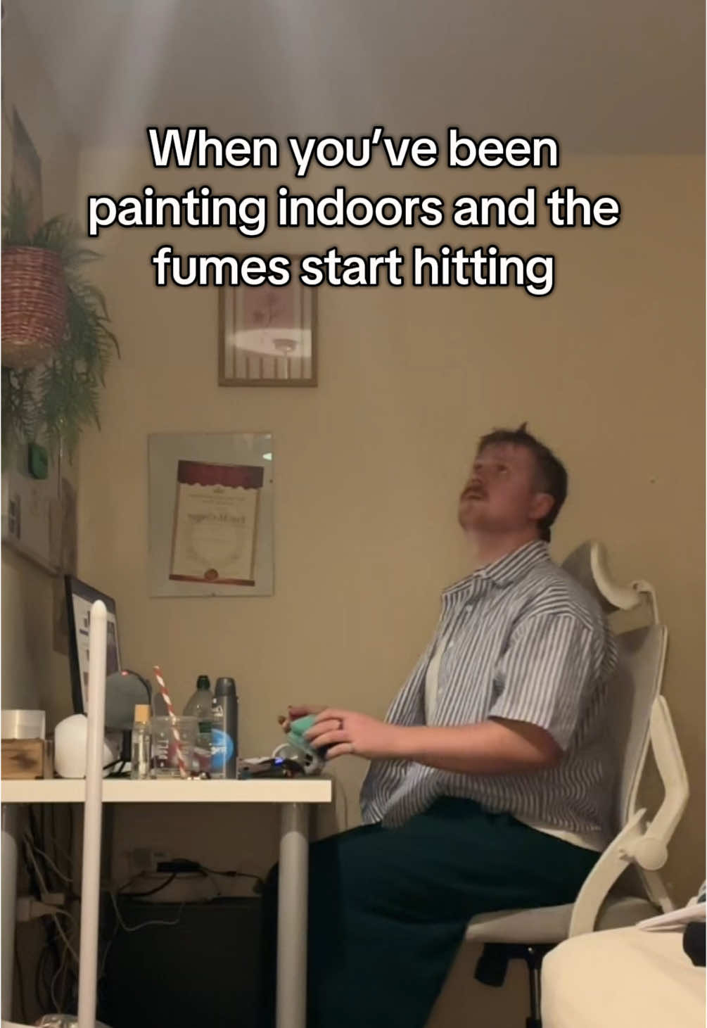 The hat man says hi #cosplayer #cosplay #DIY #diycosplay #diycostume #paint #minipainting #spraypaint #spraypainting #paintfumes #fumes 