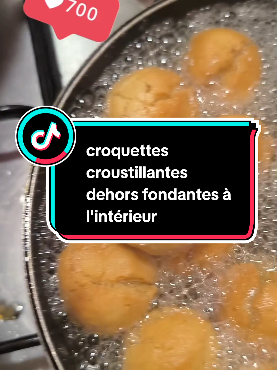 Des croquettes sucrées croustillantes à l’extérieur 🔥 et fondantes à l’intérieur 🤤 Essaie cette recette simple et inratable 👩‍🍳🍽️ ! Parfaite pour grignoter, partager ou vendre 😋🧺. Tu vas adorer le contraste croquant-moelleux 😍 !