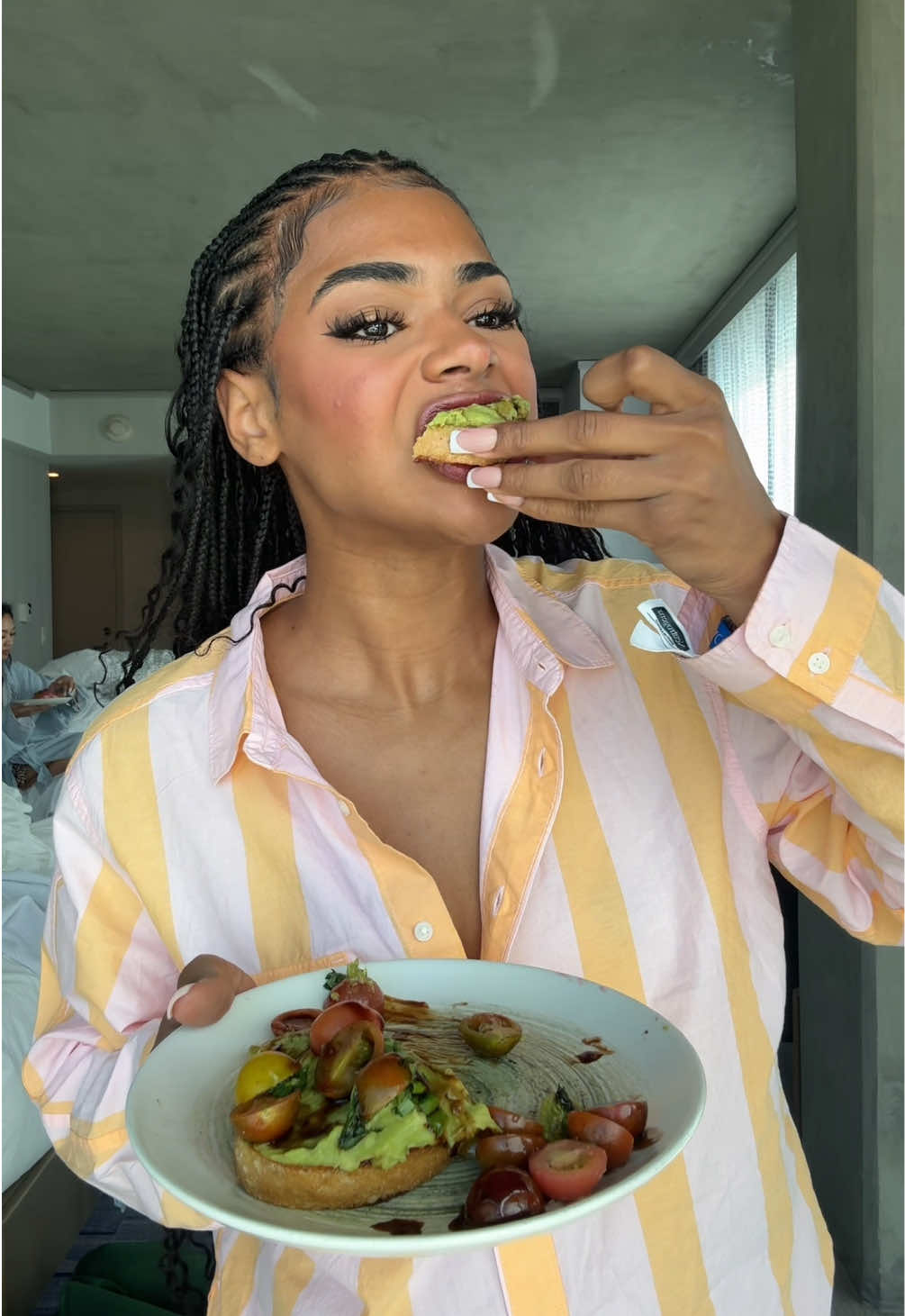 should I say F it and just go see clario??? when am I ever gonna be able to see her??  I feel like I should just go anyway😭😭 idk guys #coachella #grwm 