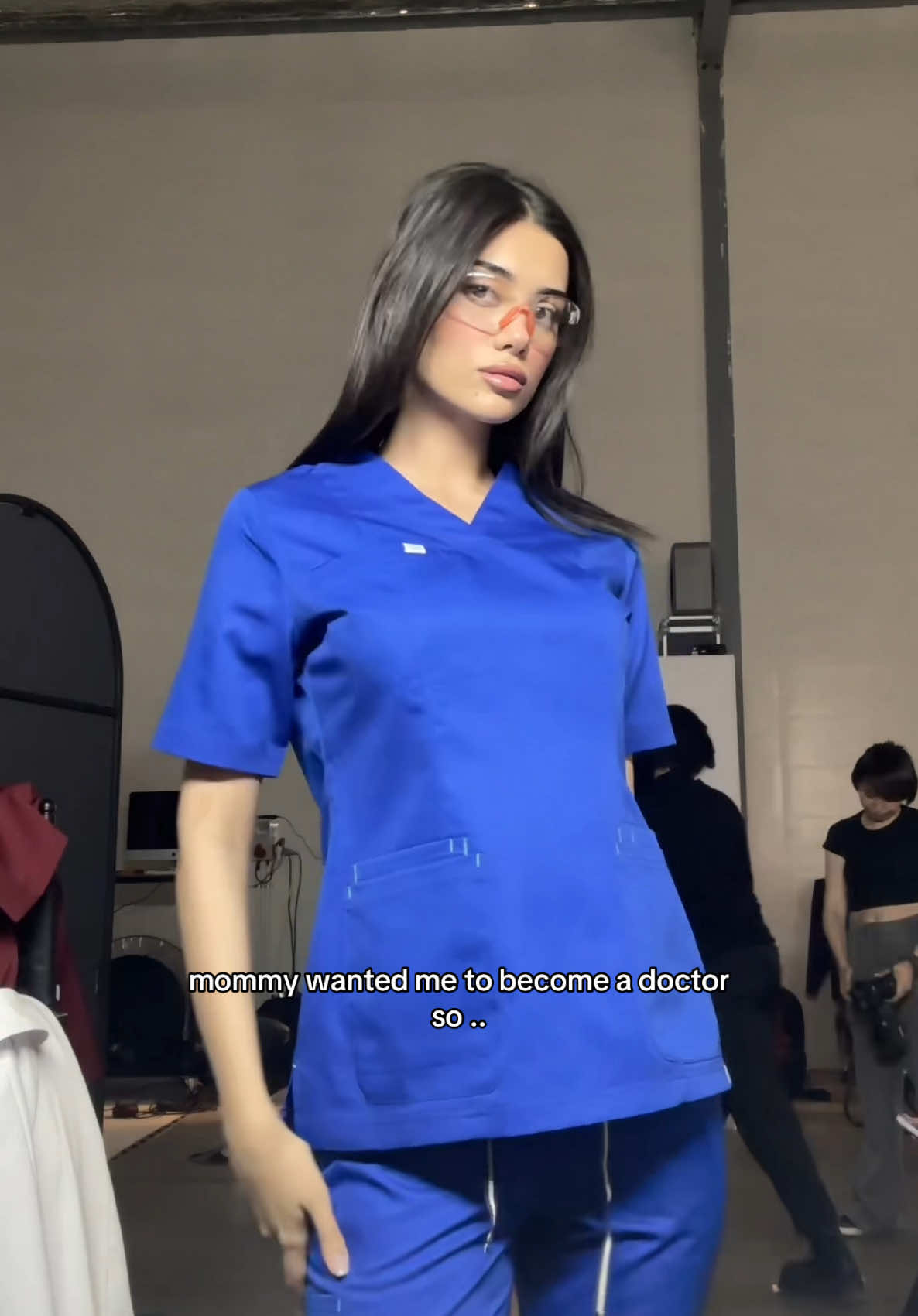 😷👩🏻‍⚕️📸