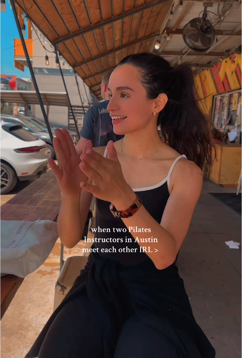 Austin Tx Pilates instructors in the wild >  @arumimoves you’re a doll 🫶🏼  #atxpilates #pilatesinstructors #austintx #pilates #instructors #atxfitness #austintexas #fitnessinstructor #latinacreator #viral #jbalvinn#dance #fyp #jbalvinchallenge 