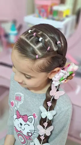 O penteado perfeito para Páscoa 🐰🩷 Já salva pra fazer ai🥰✨️ . . . #penteadoinfantil #penteadofacil #peinados #penteado #hairtutorial #hairstyle 