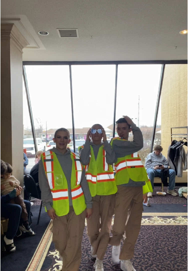 @addyson @Robbie😽🤍🫶 and Carina @FASCINATION DANCE STUDIO #foru #fyp #fypppp #dance #dancecompetition #fds #inters #inters #blowup #inspire #slay 