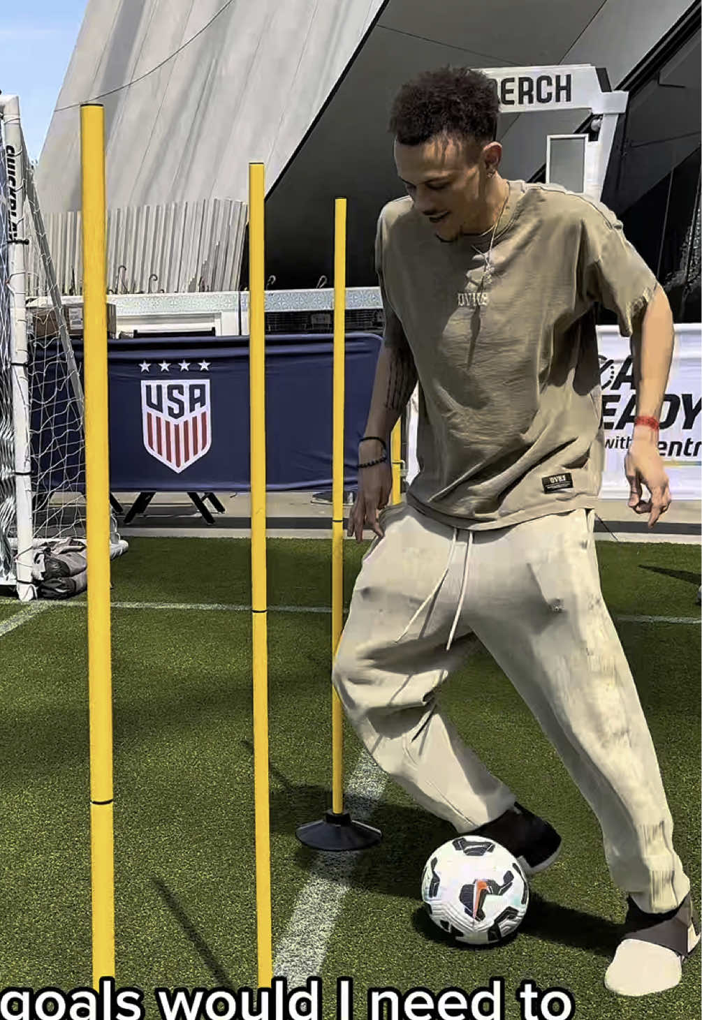 #ad Set new goals with confidence 🤝 See you at the top! 🏴‍☠️🫡 #Centrum #CentrumGoalReady @centrumusa 