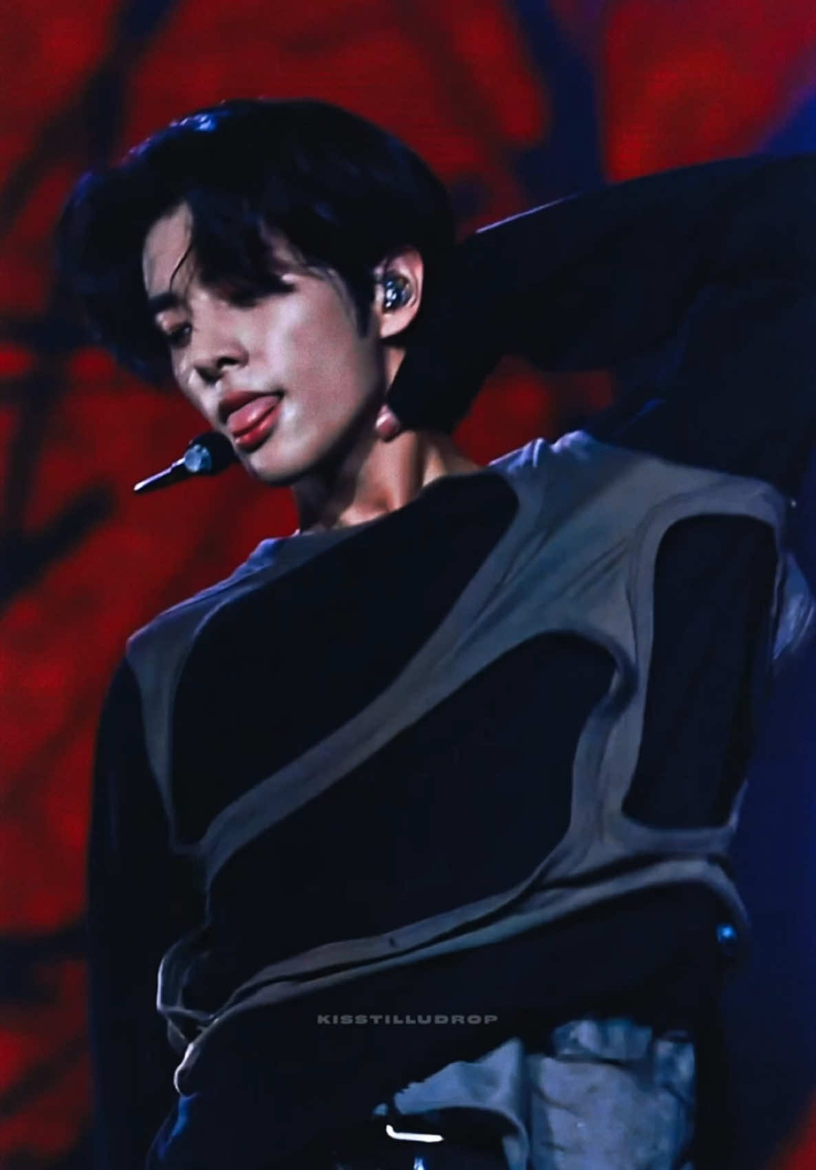 Fatal Trouble - ENHYPEN (엔하이픈) JAKE focus | WEVERSE CON 240616 [cr: simsim (@/simsim11152) on YouTube] #FatalTrouble #JAKE #jakesim #simjaeyun #ENHYPEN #제이크 #심재윤#심재이픈 #jakeenhypen #jakefancam #kpop #fancam @enhypen  