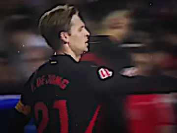 دی یۆنگ🦁🔥#ayabarca #درافن⚜️ #dejong #برشلونة #viral 