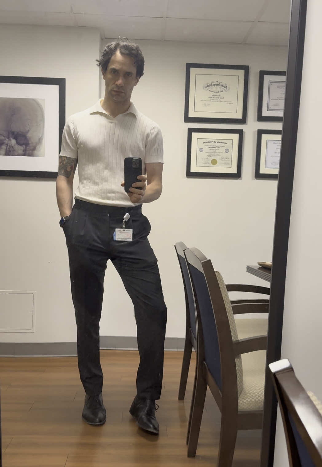 You don’t rise to your goals. You fall to your habits. Don’t chase extraordinary—master the ordinary, daily, no matter what. - - @Lenox Hill Neuro #neurosurgery #doctor #routine #ashtonhall @Ashton Hall #