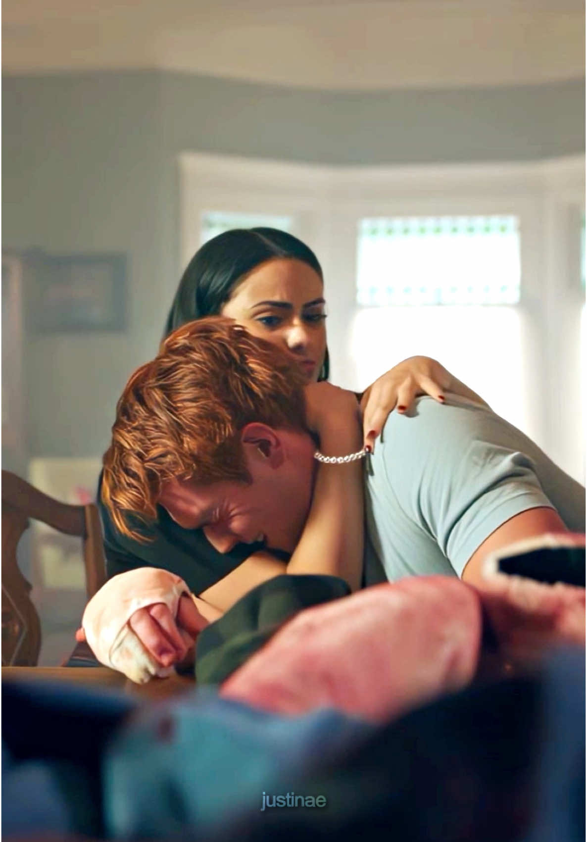 Do you ship Veronica and Archie?🥹 can’t believe they aren’t endgame😖 #riverdale #varchie #archieandrews #veronicalodge #riverdaleedits #riverdalescenes #sad #viral #fyp #fyyyyyyyyyyyyyyyy 
