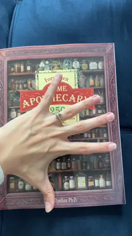 250 Home Herbal Remedies in one book #herbalmedicine #resultsmayvary #homeapothecary #homeremedies 