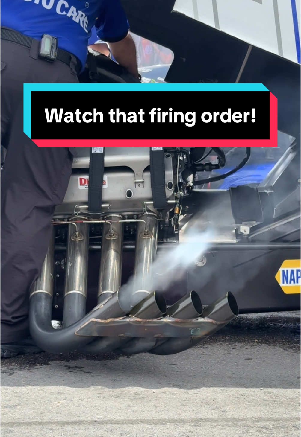 When you can see the firing order 🤯 #dragracing #funnycar #nhra @Ron Capps @Ron Capps Motorsports 