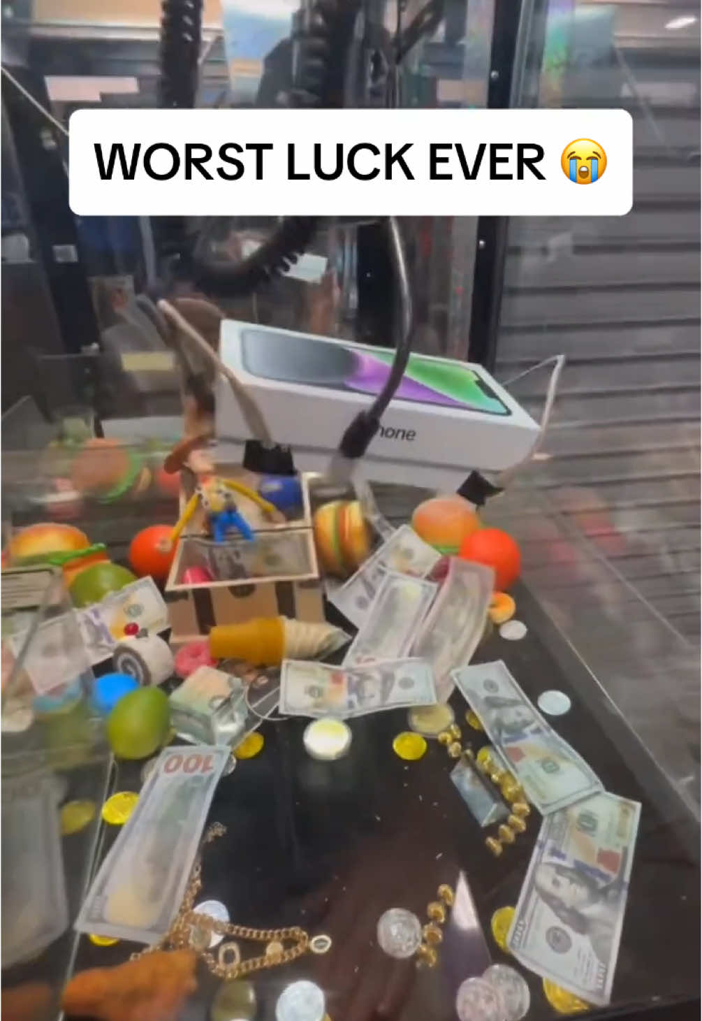 Nooooo. 😅😫 (@Steve D) #fail #arcade #phone #prize #game #fails 