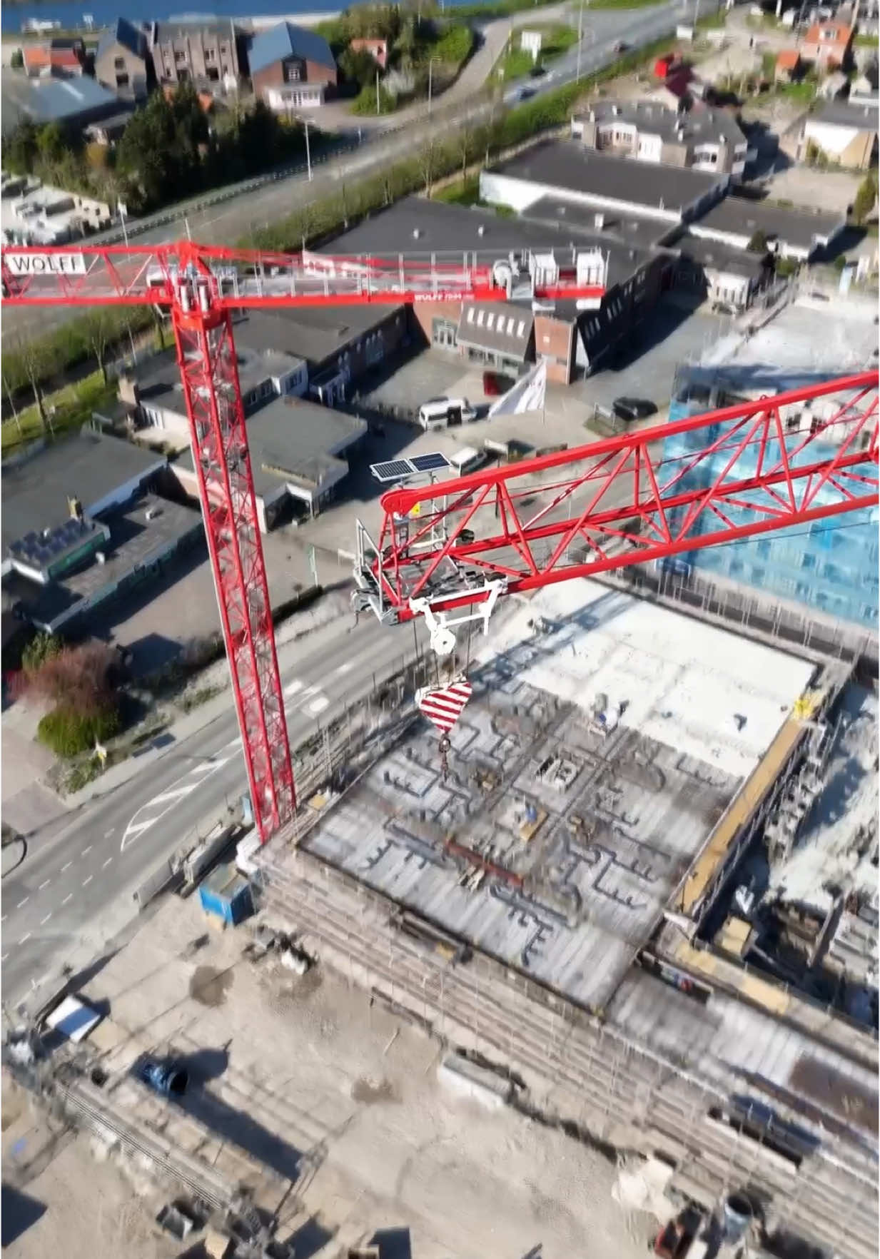 Construction site edit🚧 #construction #heerhugowaard #edit #aftereffects #adobeaftereffects 