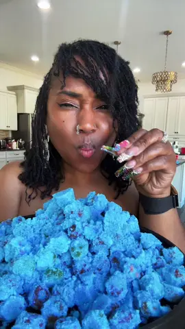 Viral Poppin Crunch Intense Sour Gushers #poppincrunch #musthave #bloveslifereviews #viral #tts #giftguide #affordable #ttshopdeals #greatquality #fypage #fyp #viralproduct #trending #springtok #trendystarcompetition #ttslevelup #porkkinggood 