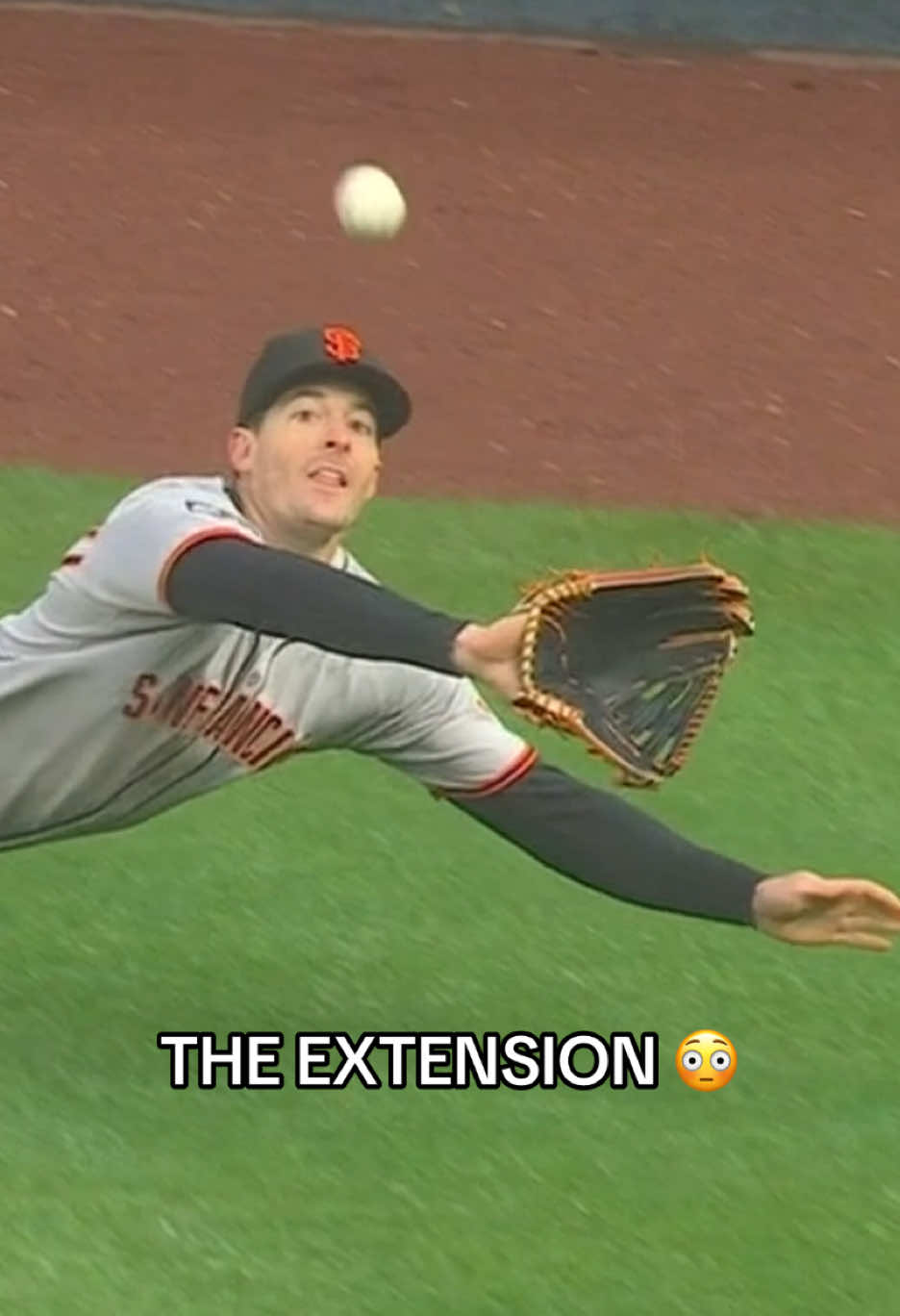 What a grab 👀 #giants #baseballtiktoks #MLB 
