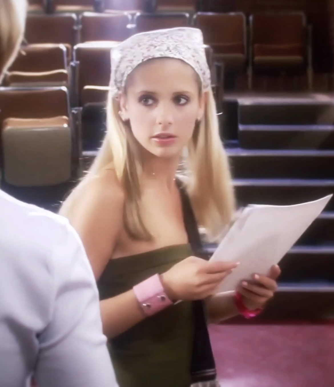 #BUFFY — was supposed to be posted last summer but hey! elena run yk ur ender is here.. cc: @⋆˙⟡ 𝘵𝘢𝘵𝘺  ac: gun show - lil hero scp: @Nelson <3 and @jack la  #buffysummers #btvs #btvsedit #charmed #buffyreboot #fyp #sarahmichellegellar 