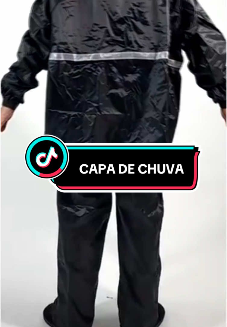 Link na Bio!! Capa de chuva completa para motoqueiro 🏍️ Resistente, confortável e com sinalização! 💦🔦