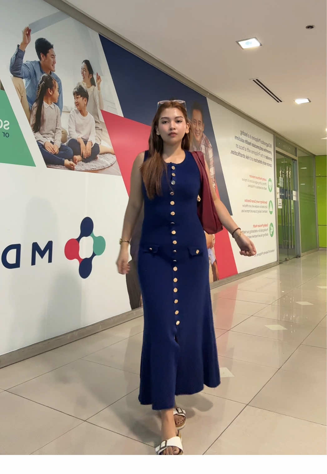 sobrang latinaaa 🤣 #elegantdress #longdress #knitted #reco #OOTD #outfitideas #fyp 