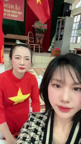 Make văn nghệ cho các chị , các cô 😘  #makeup #xuhuong 