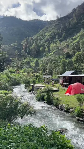 Surga tersembunyi kaki Gunung Latimojong😍 Komenn yg pernah kesini ☝🏻 #masyaallahtabarakkallah #fyp #fypage #karanganenrekang #kakigununglatimojong #latimojong3478mdpl 