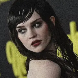 i need her in a vampire movie NOW!! #sophiethatcher #sophiethatcheredit #vampire #nataliescatorccio #edit #fyp #yellowjackets #yellowjacketsedit #heretic #companion #nosferatu 