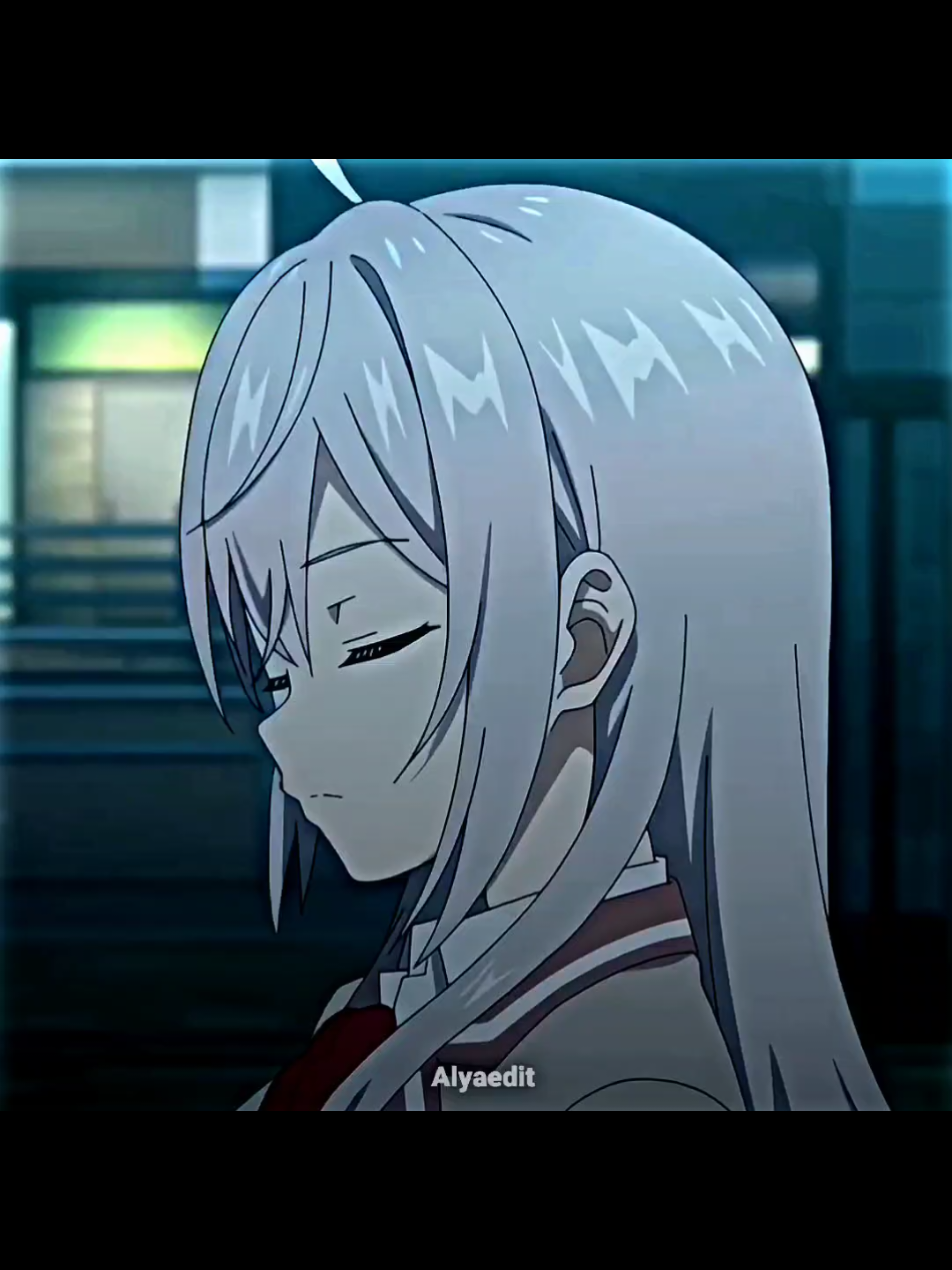 Different dimensions 🥀✨️🤍 #liriklagu #lirik #anime #storyanime #alisamikhailovnakujou #alya #roshidere #tokidokibosottoroshiagodedere #alyaedit5 #takanashikujou #xyzbca 