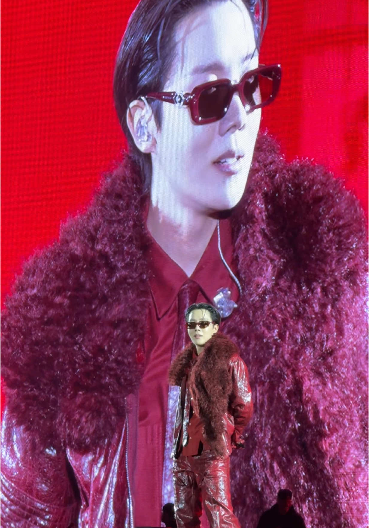 BOOM SHAKALAKAAAAAA YES #bts #btsjhope #jhope #fyp #hotstour #hopeonthestagetour #junghoseok #foryoupage 