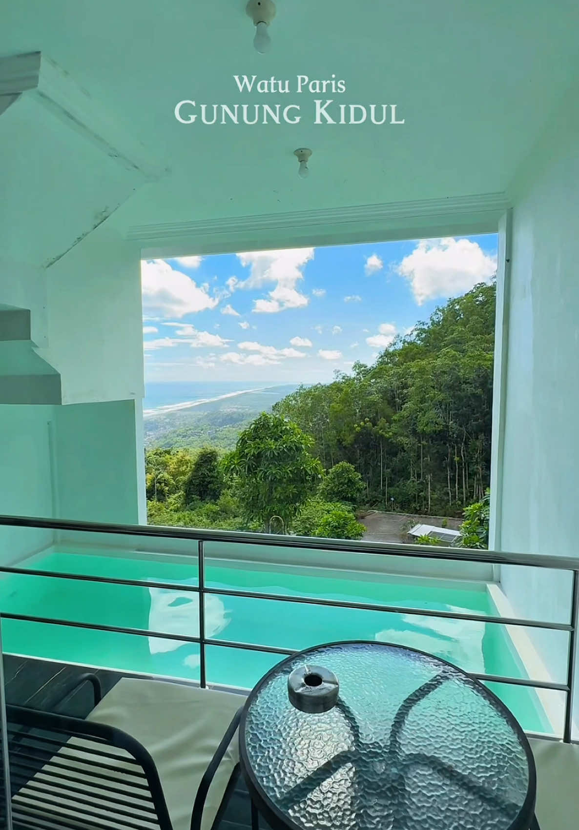 aaaa take me back!  oya btw kalo mau pesen villanya sekarang bisa lewat tag lokasi yaa. #watuparisjogja #villajogjamurah #hoteljogja #penginapanyogyakarta #penginapanjogja #villagunungkidul #hotelgunungkidul #penginapanjogja #villayogyakarta 