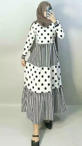 CARLINA Gamis Polkadot Kombinasi Salur Hyget Super Maxy Dress Perempuan #gamissyari #gamiscantik #gamislebaran #gamismurah 