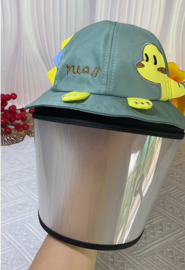 Mũ chắn gió, cản bụi cho bé#mẹbimsua #xuhuong #xuhuongtiktok #vairal #bỉm 