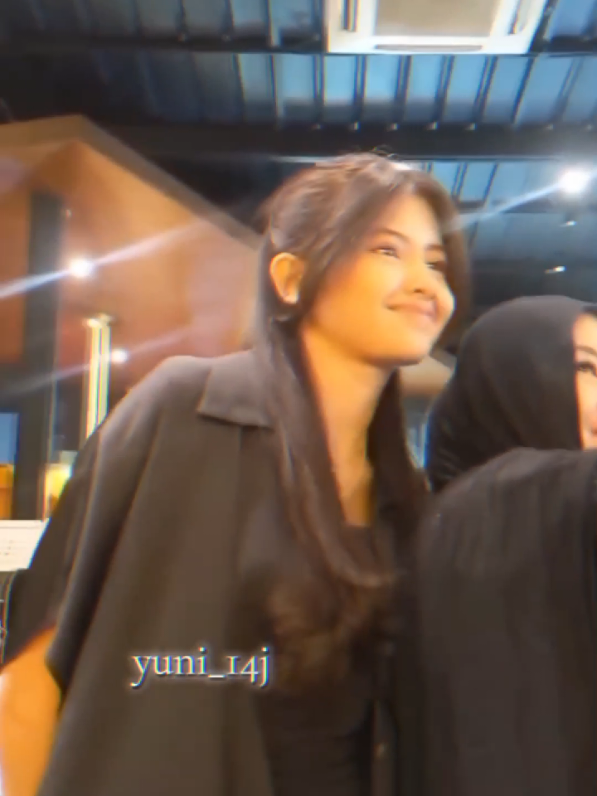 belum bisa move on sama style dia semalem, cantik bgt Masya Allah 🖤 #fyppppppppppppppppppppppp #fyp #4u #foryou #radenrakhadpp #basmalahgralind #basmalahku #fypage #lewatberanda #CapCut 