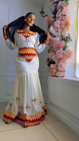 Beautiful dress from @Ephrath hand made 
