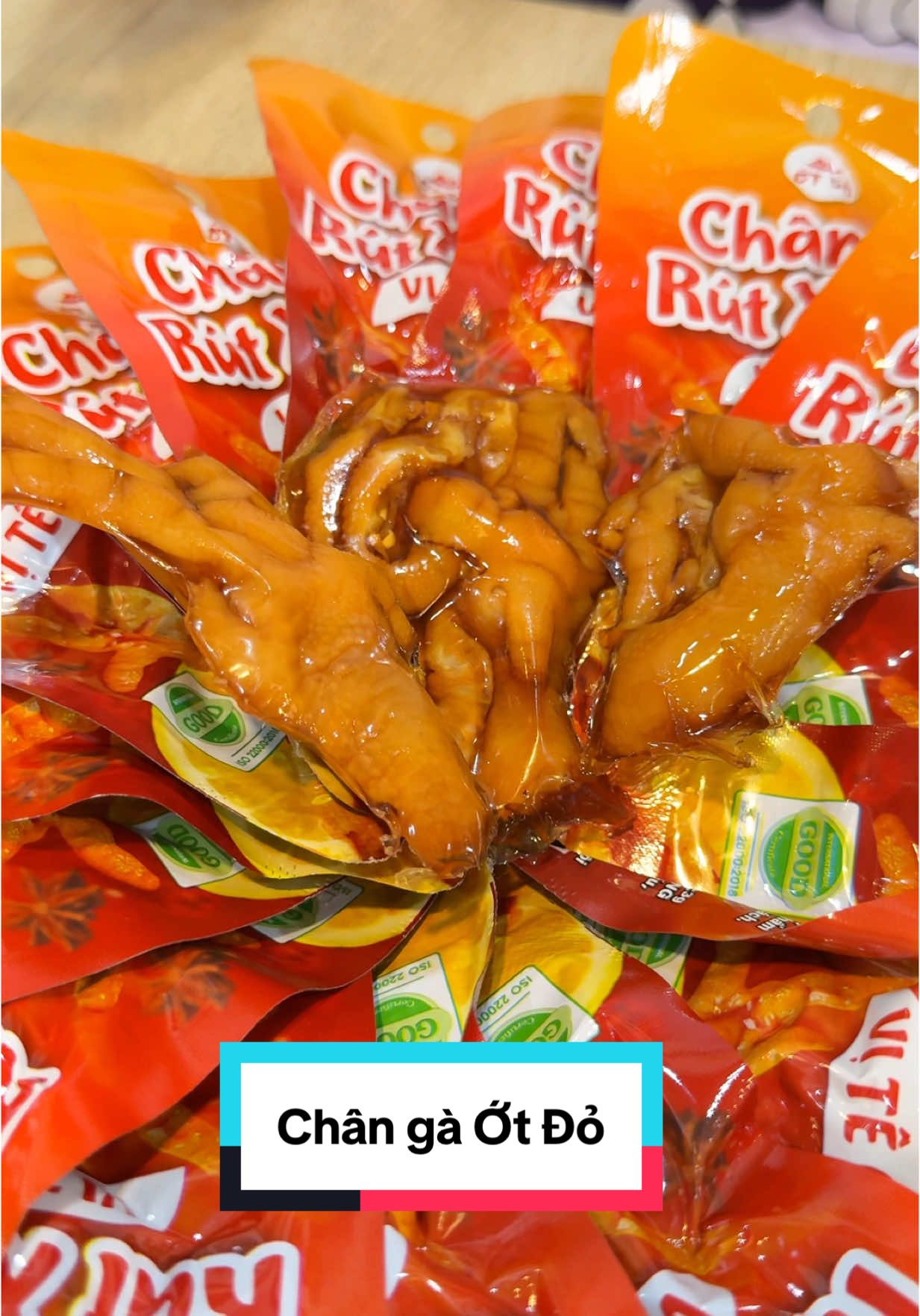 Chân gà Ớt Đỏ đúng chuẩn VN ko chị em ? #meberyne #review #food #mukbang #changaotdo #changarutxuong #changavietnam 