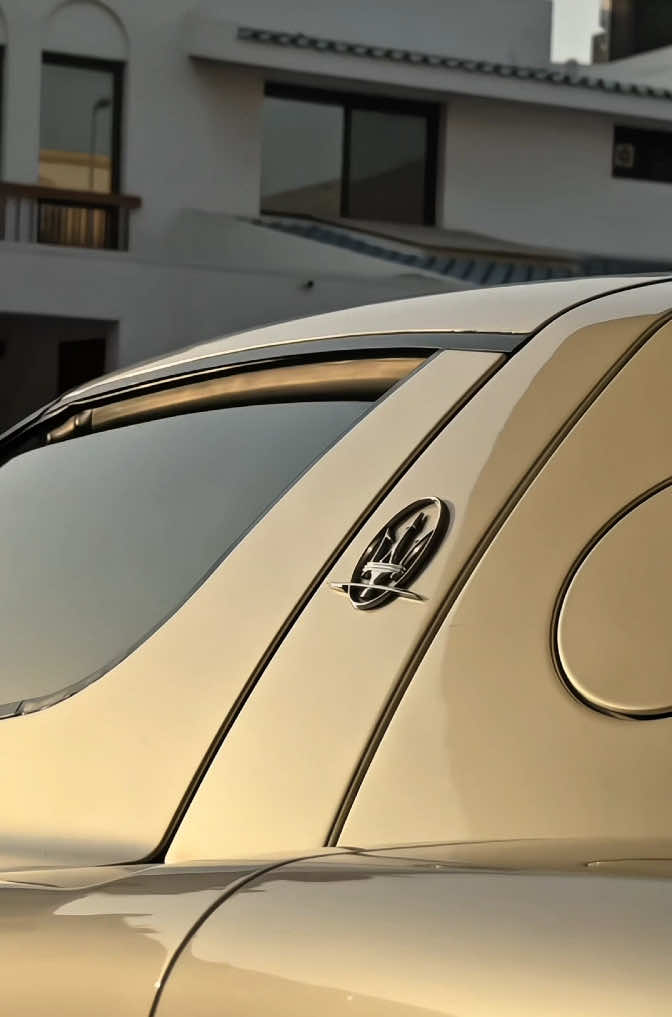 Best Maserati? 🤔 #maserati #mc12 #car #caredit #cartok #carspotting #iconic #dubai @CITRO™ #citrovidcomp 