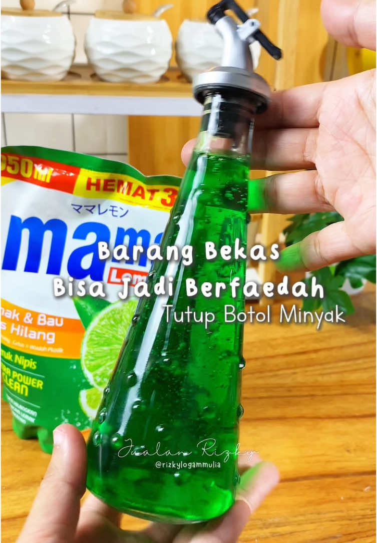 Tutup botol bekas, bisa jadi barang bermanfaat #tutupbotol #tutupbotolminyak #barangberfaedah #barangunik 