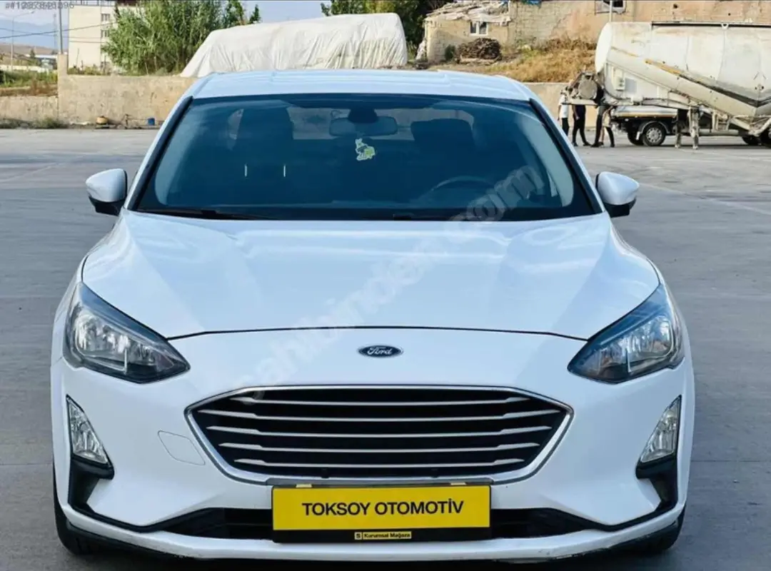 TOKSOY OTOMOTİVDEN 2020 model fort focus 1.5      ECOBLUE  TRENDİX 