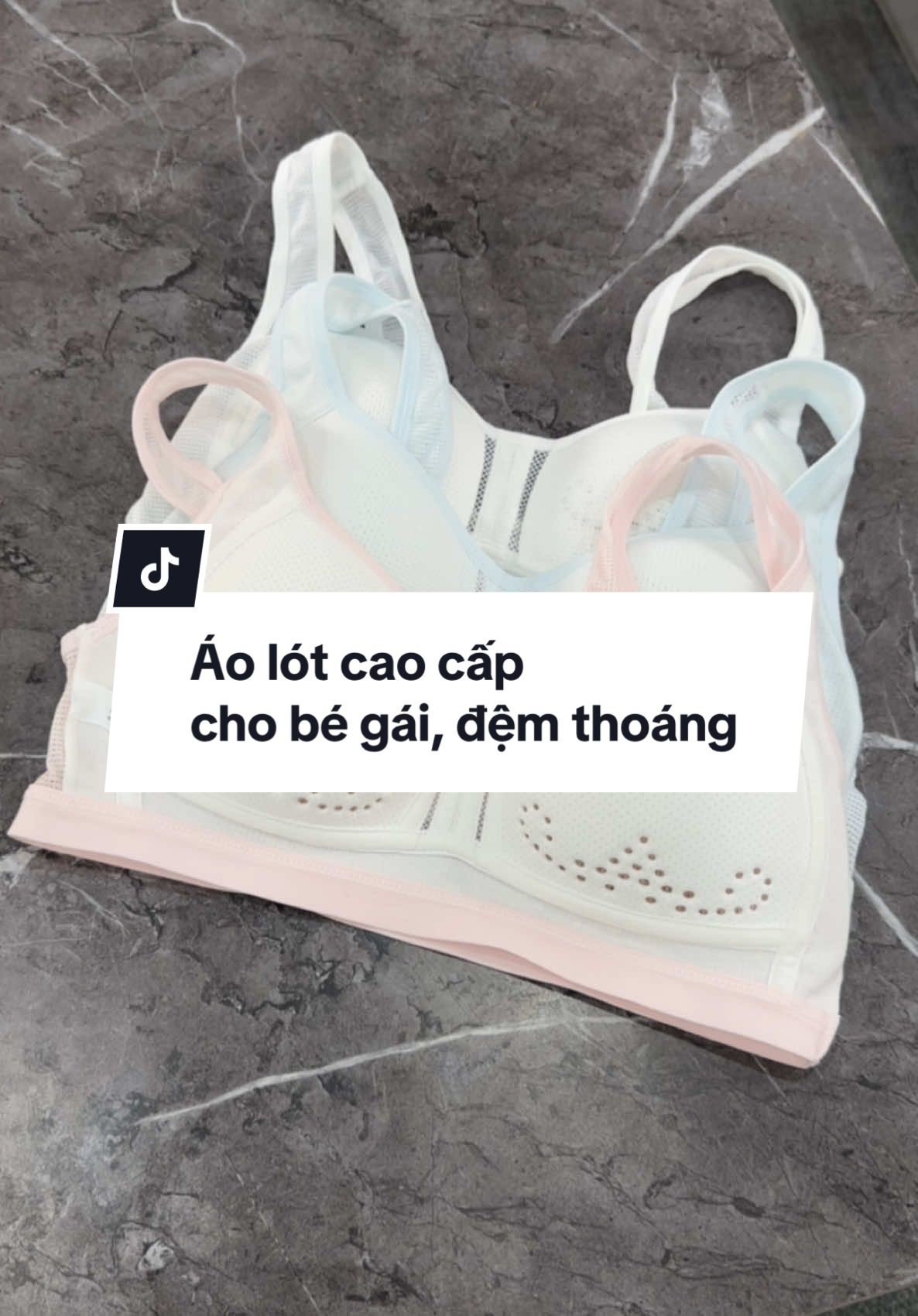 Áo lót cao cấp, đệm hơi thoáng khí, che chắn tốt, mặc hè mát ạ #aolot #aolotchobe #aolachobe #mebimsua 