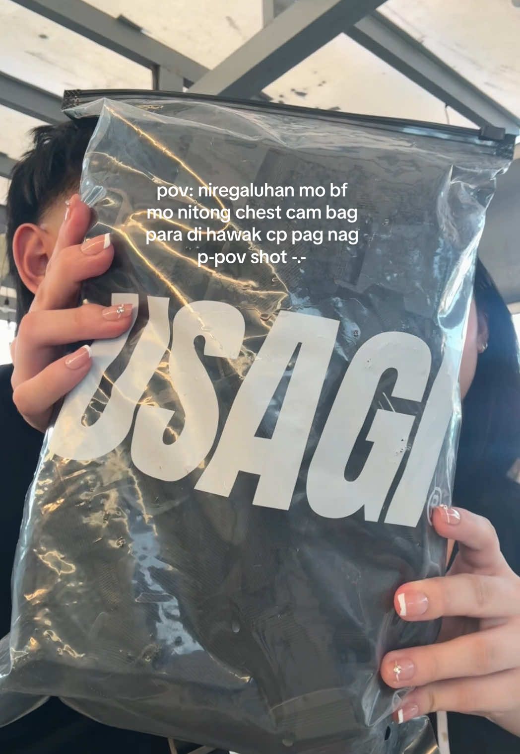 tigil na kaka one hand para lang makapag vid ng pov shots mo uy mahuli pa kayo ng lto diyan e!! #usagibag #usagi #camerabag #bagformotorcycle #bag #giftideas 