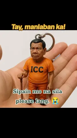 Tataaay Diiigss!! 😭🥺 Okay ba yung key chain na singing Digongyo. 🤣 *photo ctto #justforfun #forentertainmentpurposesonly #EJK #Duterte #BBM #ICC #Trending #Update #News #Latest #share #FYP #tiktokphilippines🇵🇭 #haha #hahaha #hahahaha #hahaha😂😂😂 