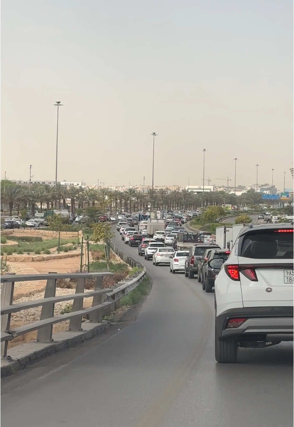 زحمة الرياض 🙃😭 #دوامات #زحمه #الرياض #الشعب_الصيني_ماله_حل #مالي_خلق_احط_هاشتاقات #صور #عشوايات #riyadh  #صباح_الخير #goodmorning #fyp #explore #capcut 