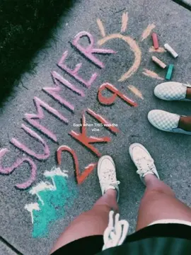 2019 #2019 #2019tiktok #2019rewind #nostalgia #nostalgic #2019vibes #vsco #vscogirl #hydroflask #scrunchies #fyp