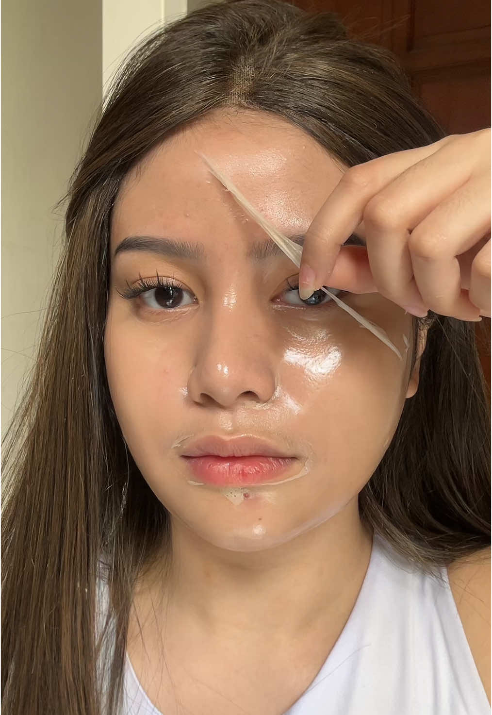 paling suka maskeran yang bisa dikelupas gini @EGG essence  #eggessence #eggskincare #eggshellmask