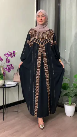 Hai hai bund... sudah ready lagi kaftan motif bulan yang bestseller ini cuss join live sekarang😋 #kaftanmurah #belilokal 