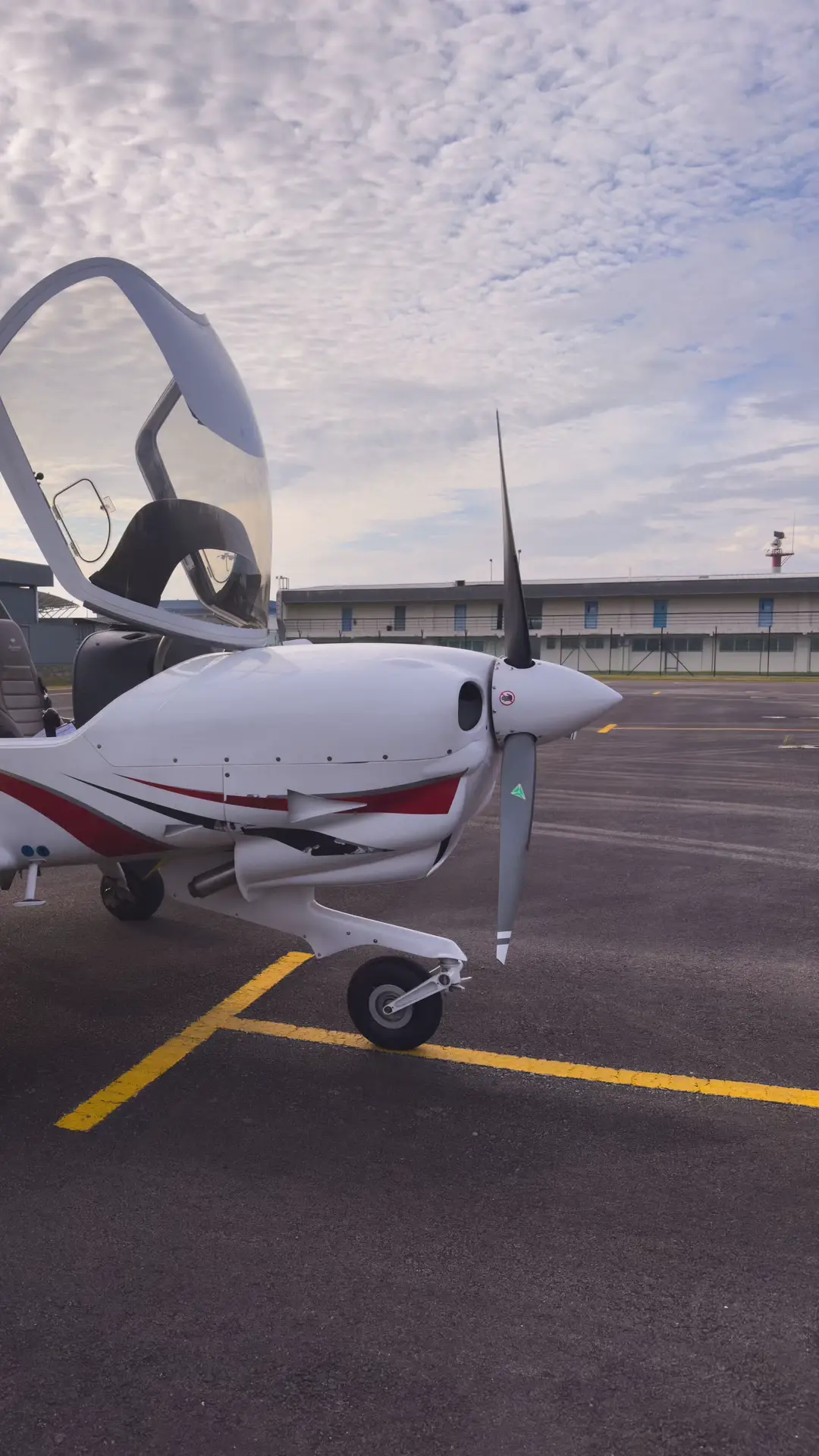 Time flies.  #fyp #fypシ #foryoupage #fyppp #fypシ゚viral #foryou #aviation #cadet #pilot #avgeek #plane #fly #flying #xzyabc 