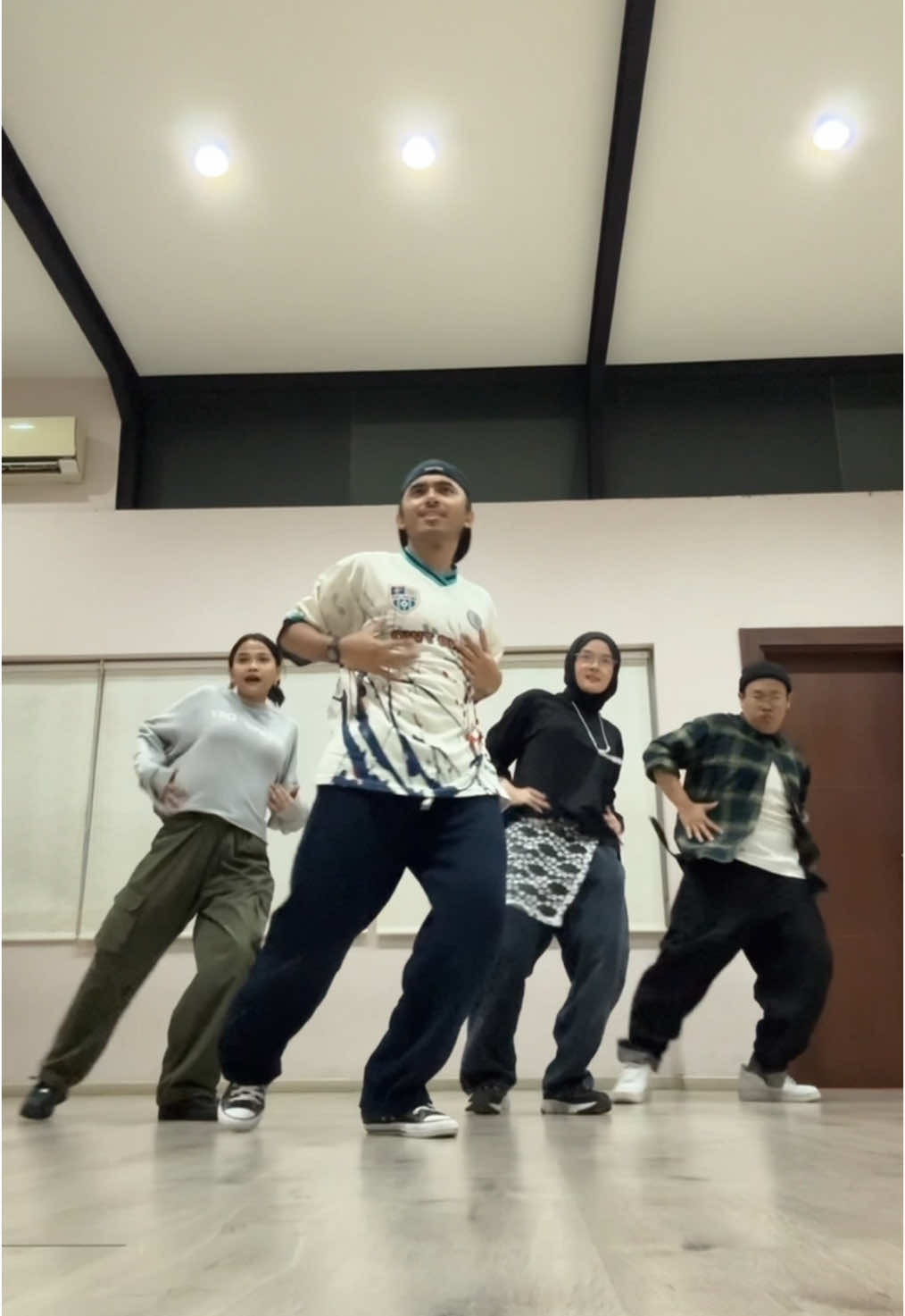 choreo by 🙋🏻‍♂️ #replay #iyaz #dance #choreography 